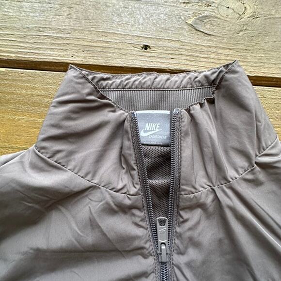 Nike Women's Zip Up Active Jacket - Picture 2 of 3